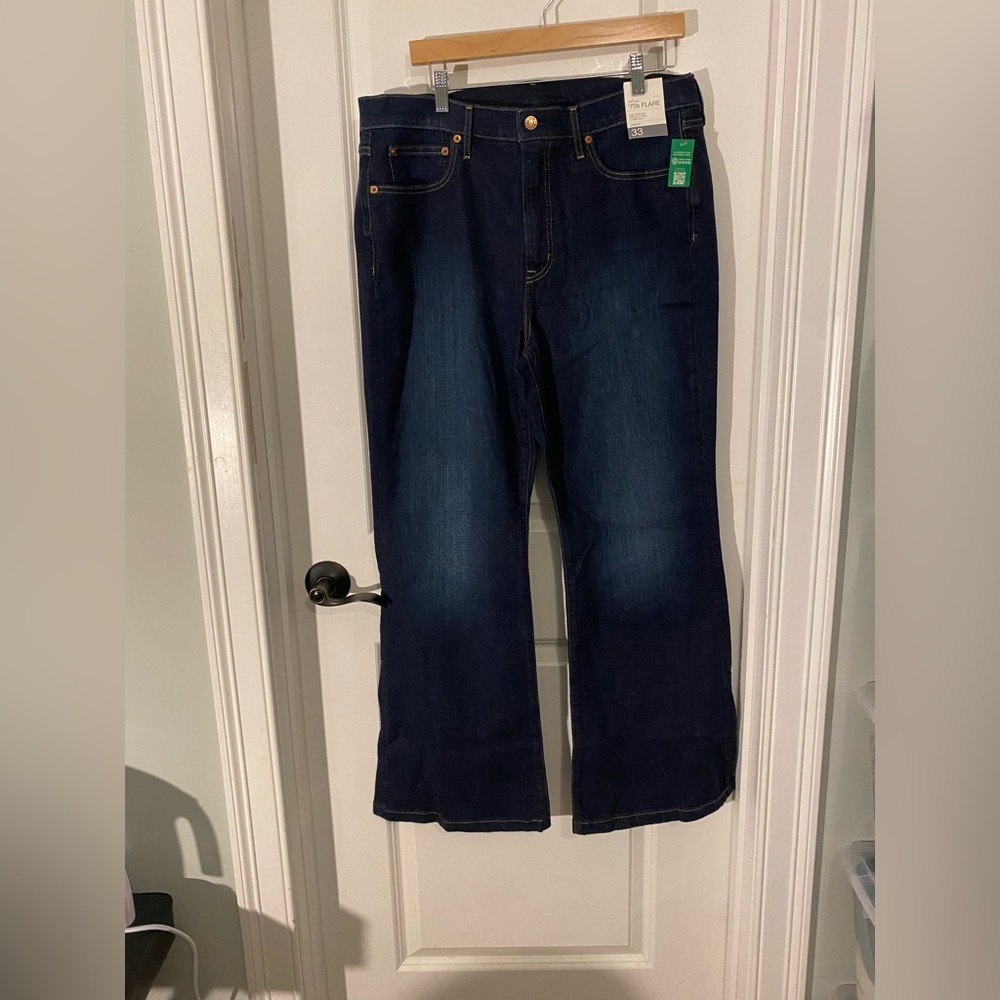 NWT Gap 70s High Rise Dark Wash Women's Flare Jeans